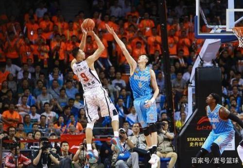 教官套依旧 教官套依旧